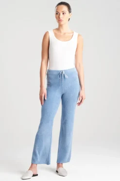Aura Solid Straight Leg Pants
