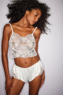 Chantilly Tap Short