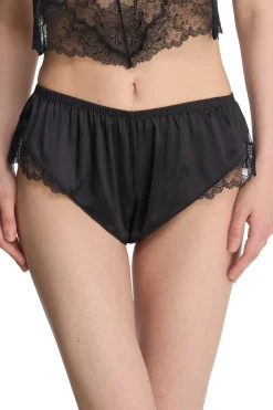 Chantilly Tap Short