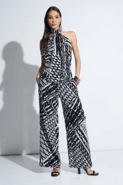 Chibana Getaway Halter Top