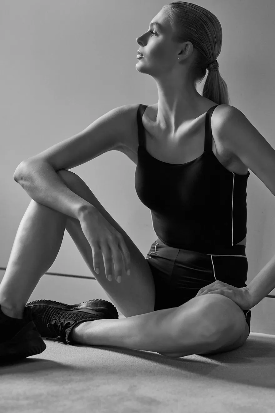 Explore Built-In Bra Sports Tank