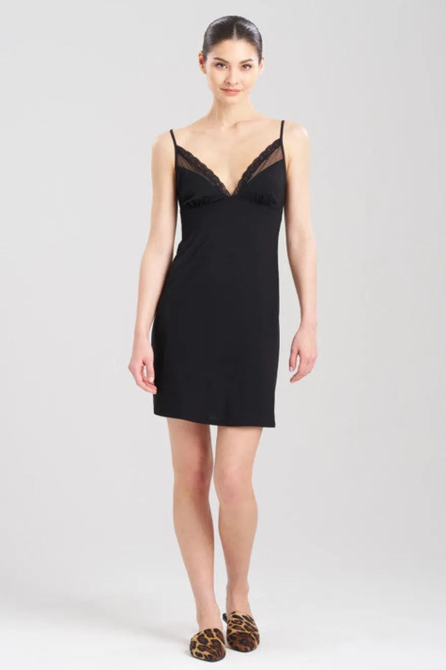 Feathers Essentials Lenzing™ Ecovero™ Viscose Lace Applique Chemise
