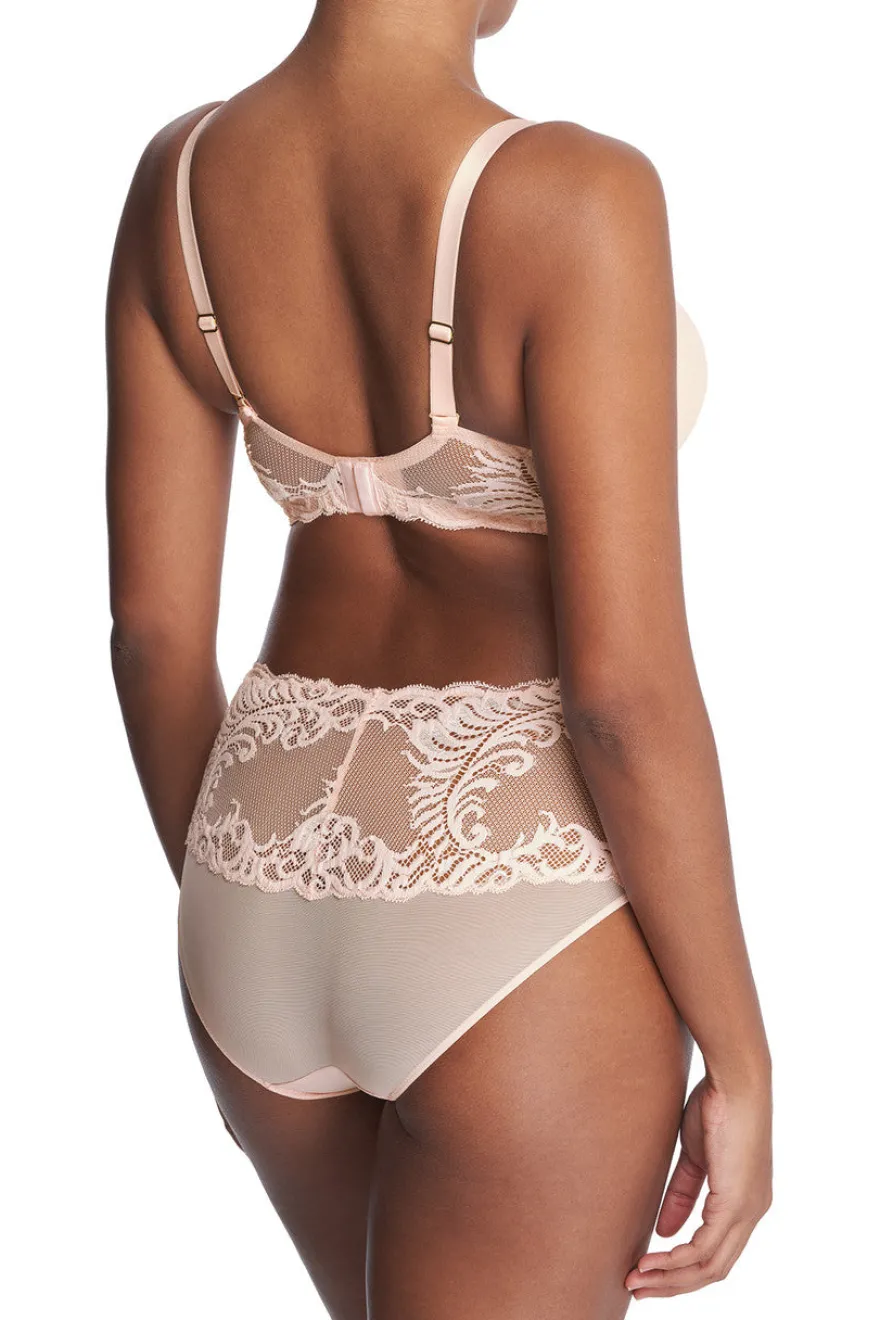 Feathers Full Figure Contour Underwire Bra