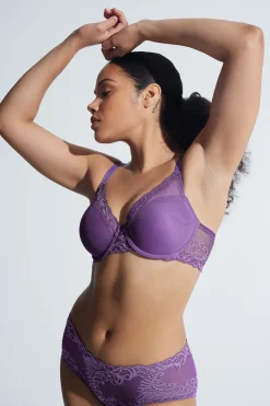 Feathers Girl Brief