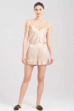 Glamour Shorts