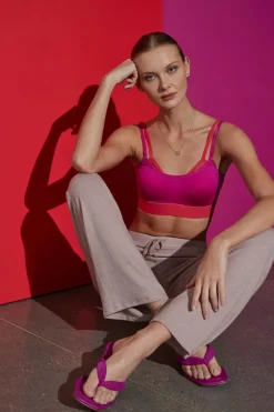 Gravity Contour Underwire Sports Bra