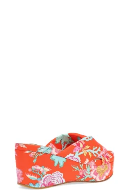 Lanna Hinami Platform Thong Sandals