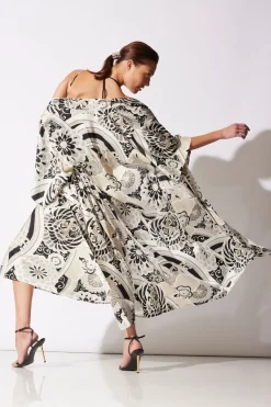 Medallion Robe