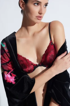 Natorious Embroidered Contour Underwire Bra