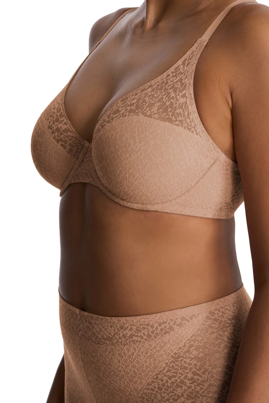 Pretty Smooth Seamless Underwire Bra
