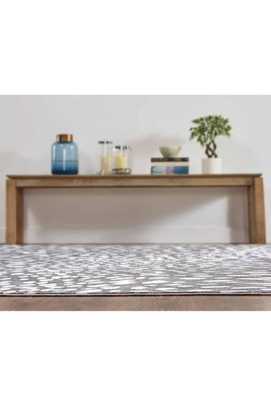 Serengeti- Charcoal Spotted Rug