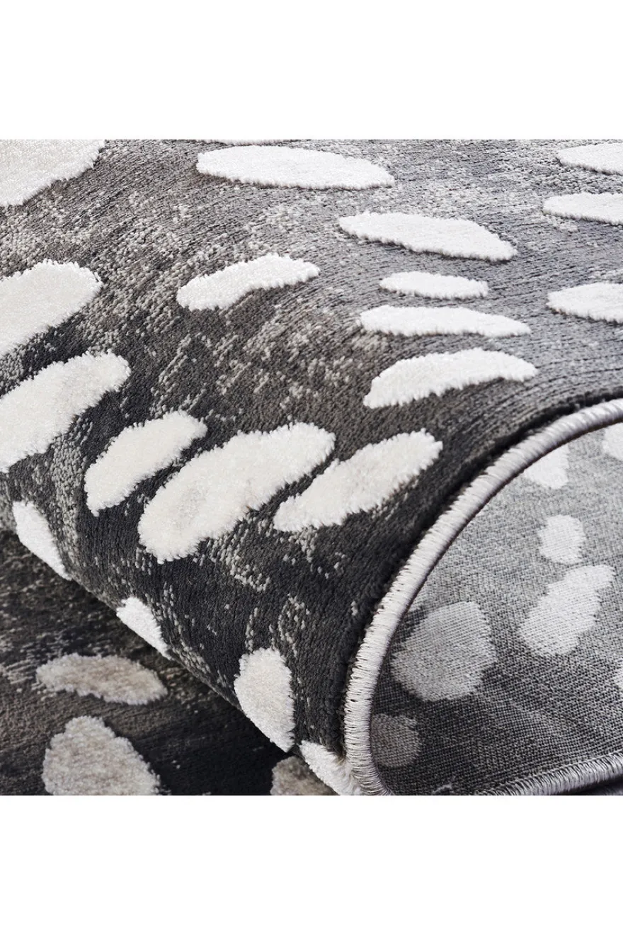 Serengeti- Charcoal Spotted Rug