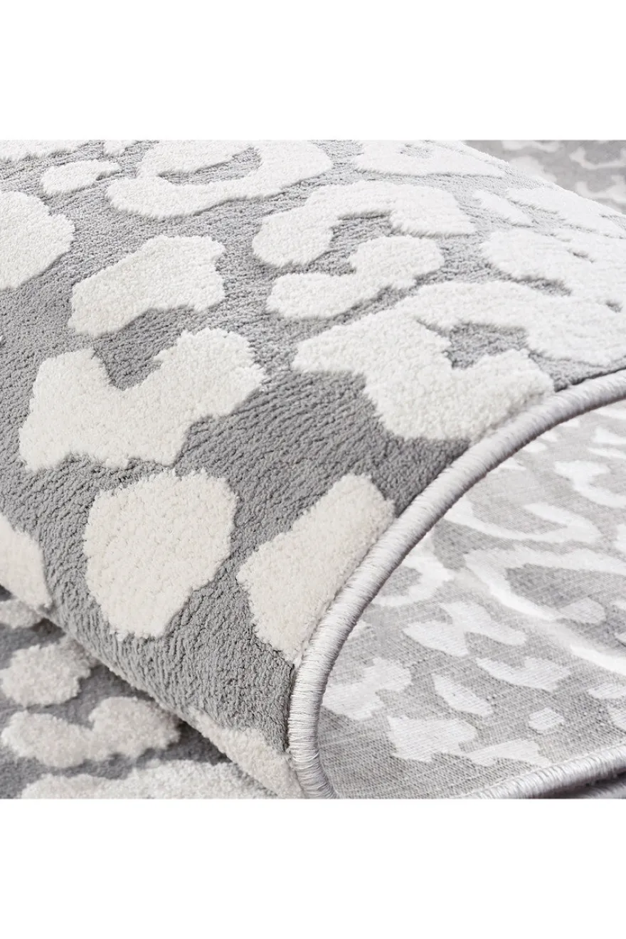 Serengeti- Light Grey Leopard Rug