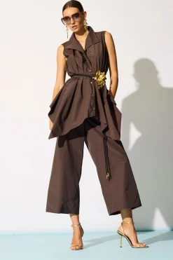 Techno Poplin Sleeveless Handkerchief Hem Shirt