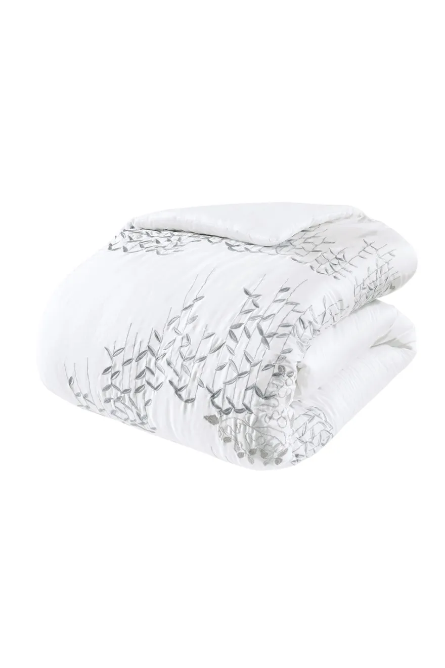 Timeless 3 Piece Comforter Mini Set