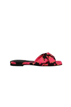 Vitta Taichou Slide Sandals